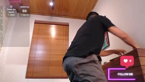 Dustin Sonne online show from March 10, 3:23 am