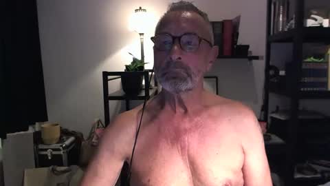 DutchPear online show from April 30, 3:24 am