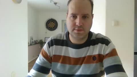 Snapshot of dutchslave1988nolimits chatting on October 24, 12:29 pm Mr X online show from October 24, 12:29 pm