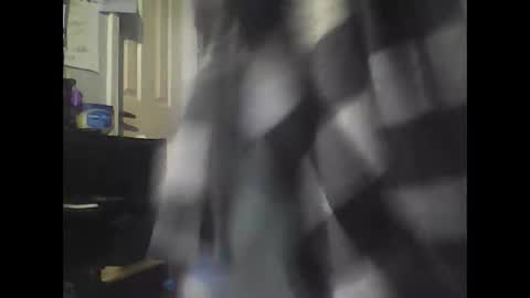 Dwags8211963 online show from April 18, 7:58 pm