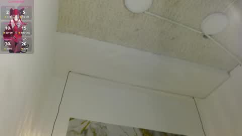 Snapshot of dyla_n18_ chatting on September 28, 11:25 pm dyla_n18_ online show from September 28, 11:25 pm
