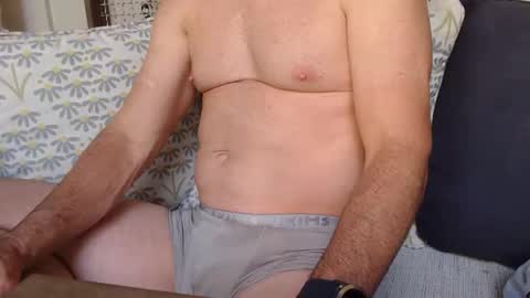 dylan1300 online show from October 17, 6:45 pm