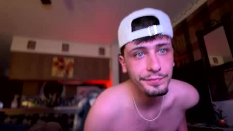 Dylan Daniel 7.8 online show from March 14, 4:52 am