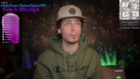 Dylan Daniel 7.8 online show from December 11, 7:43 am