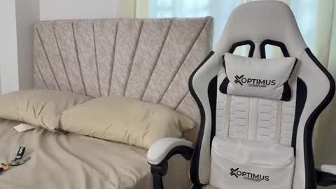 Dylangusss online show from April 16, 11:43 am