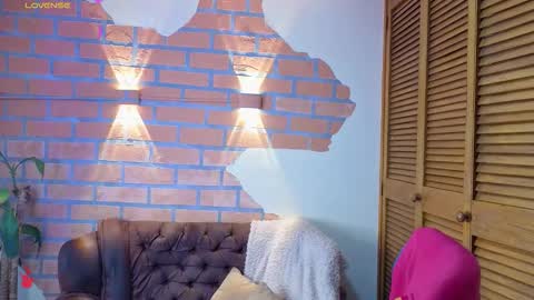 D Y L A N online show from February 27, 2:45 am