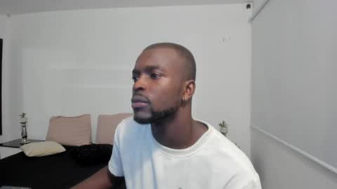 Snapshot of dylantaylor_1 chatting on January 1, 4:18 pm Dylan Taylor online show from January 1, 4:18 pm