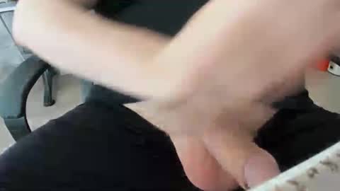 ebear609 online show from April 24, 7:05 pm