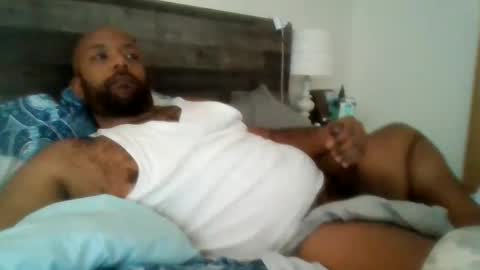 Snapshot of eddiejonez chatting on December 4, 5:33 pm eddiejonez online show from December 4, 5:33 pm