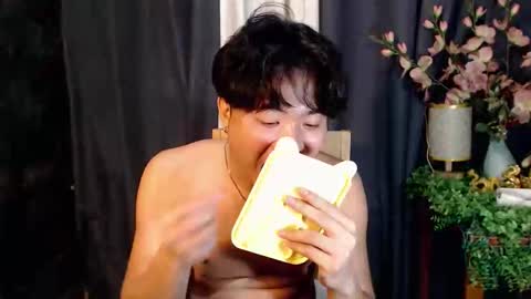 edelcum_xx online show from November 17, 1:03 pm