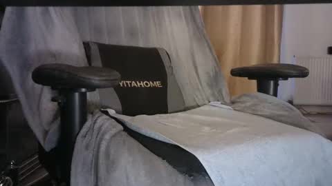 edged biker online show from April 19, 7:27 pm