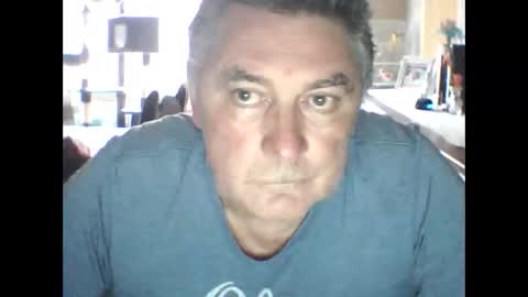 Eddy online show from December 5, 9:27 am