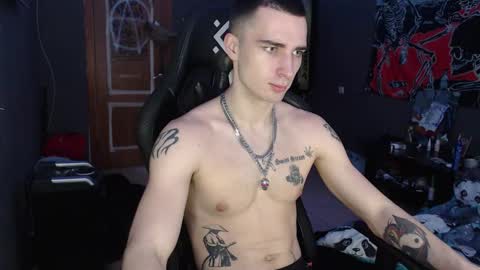 Eduar online show from December 4, 11:06 am