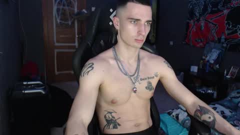 Eduar online show from December 21, 4:37 pm