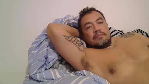 EdM online show from January 7, 10:26 pm