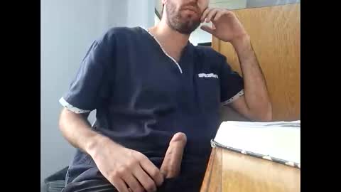 eirickr online show from March 5, 7:43 pm