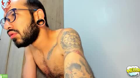 eithan_rune online show from March 2, 9:05 am