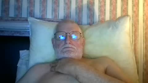 eketman1964 online show from October 31, 10:57 pm