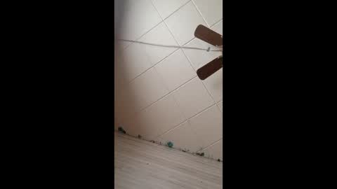 ekstromryan71 online show from March 17, 8:55 pm