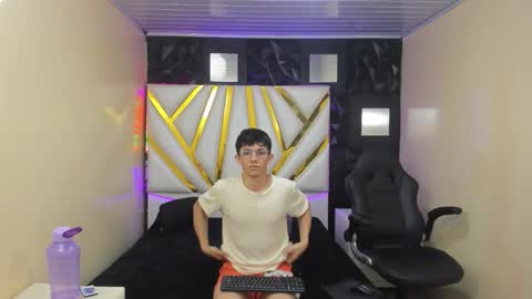 Elan Giralon online show from February 20, 12:18 am