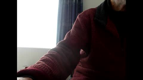 elfyonee online show from February 1, 10:26 am