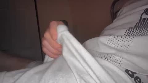 eliexavier123456789 online show from April 22, 8:08 am