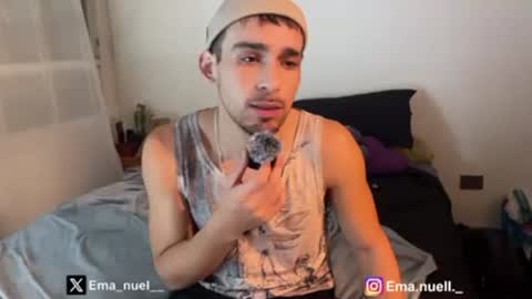 emanuell___ online show from April 3, 3:14 am