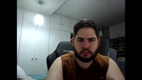 embarrassed_str8_3incher online show from April 26, 1:36 am