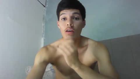 FuegoLatino online show from April 7, 9:48 pm