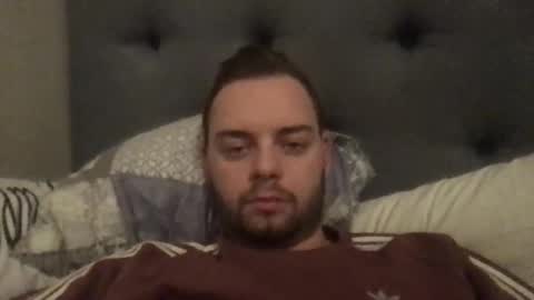 emrelallaren online show from January 10, 12:05 am