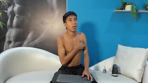 Ender online show from January 13, 2:32 pm