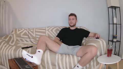 Englishladxxx online show from December 15, 11:13 pm