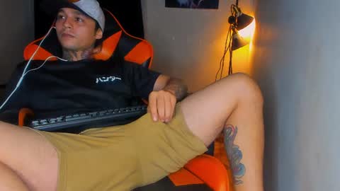 enjoymycock99 online show from July 24, 4:42 am