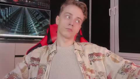 Enker online show from October 27, 8:55 pm