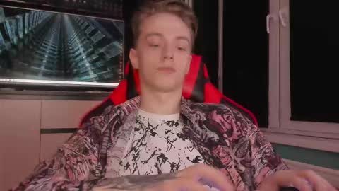 Enker online show from October 26, 1:18 am