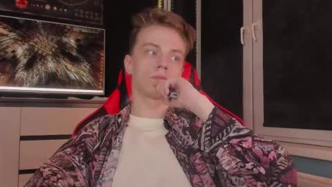 Enker online show from November 22, 1:27 am