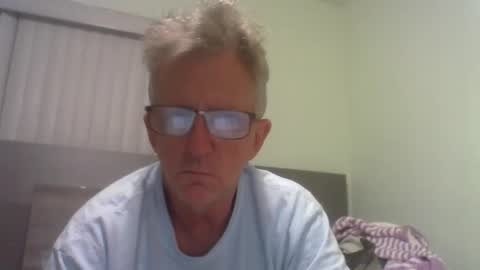 Enrique online show from February 18, 2:21 am