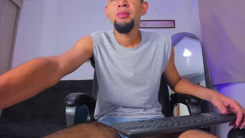enyel_100 online show from June 5, 2:49 am