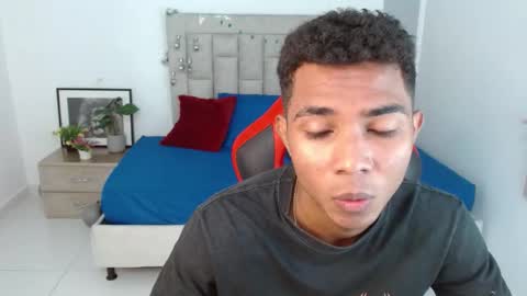 Enzo online show from January 17, 11:24 am