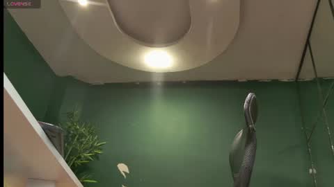 enzo_steel online show from June 22, 11:20 pm