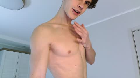 Eric Crush online show from December 15, 3:56 am