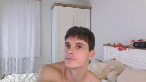 Eric Crush online show from October 20, 7:12 am