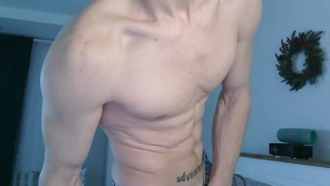 Eric Crush online show from December 17, 4:01 am