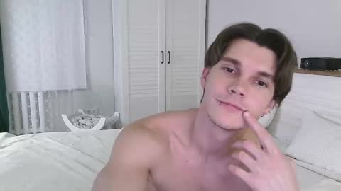 Eric Crush online show from February 3, 7:24 am