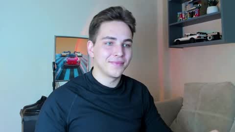 Snapshot of eric_ether chatting on September 27, 12:30 am Eric online show from September 27, 12:30 am