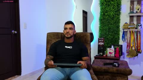 Brayan online show from December 24, 10:49 pm