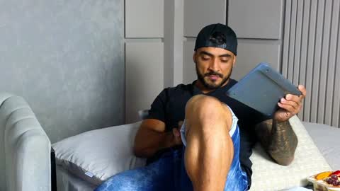 Brayan online show from December 22, 11:31 pm