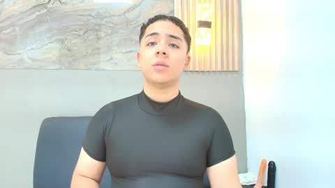 Erick online show from April 13, 7:25 pm