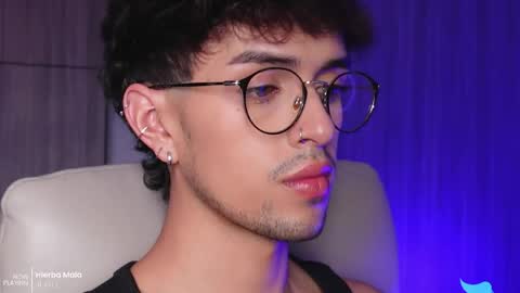   online show from April 15, 4:51 pm