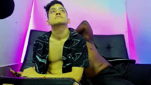 eros_fang online show from December 4, 9:27 am